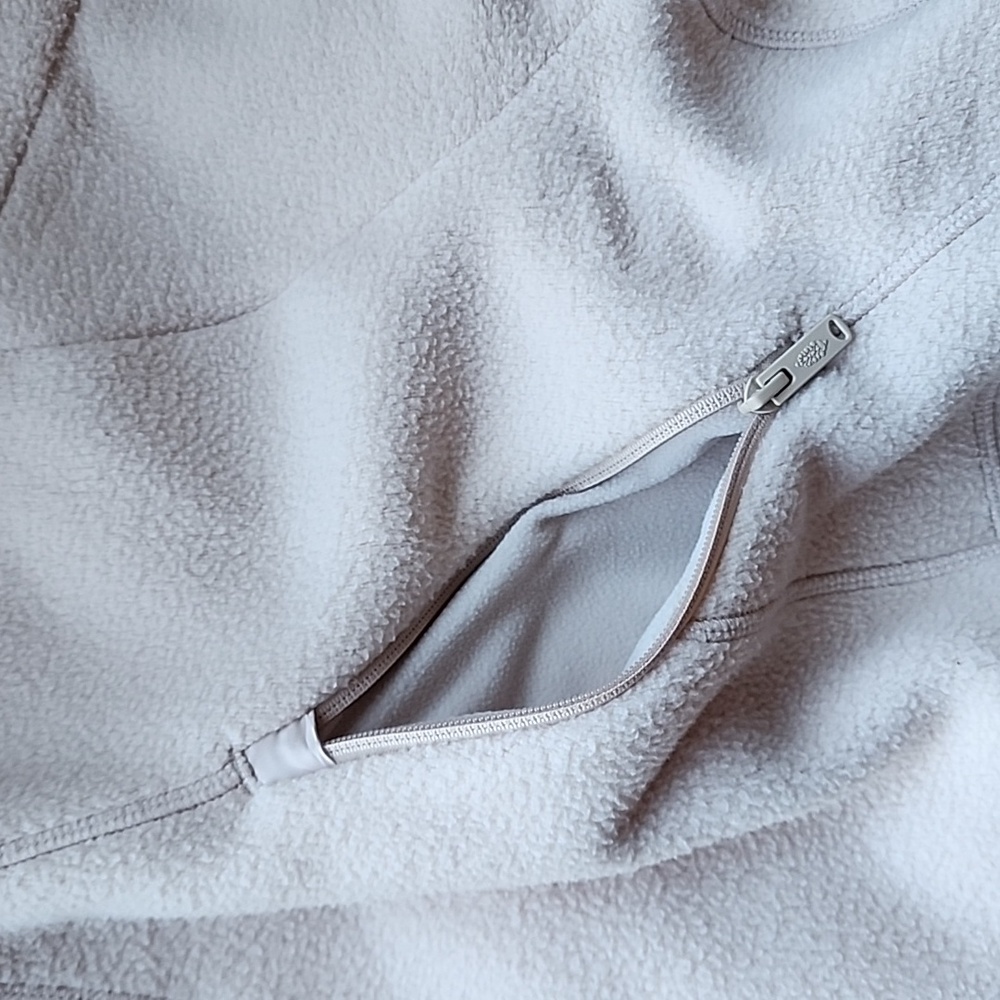 FP Movement Free People Wild and Free Pullover size L color is Cashmere / Cream - Picture 15 of 17